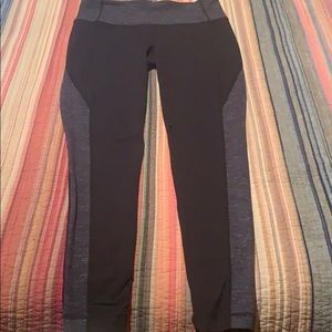 Athleta leggings.  EUC  Size Small